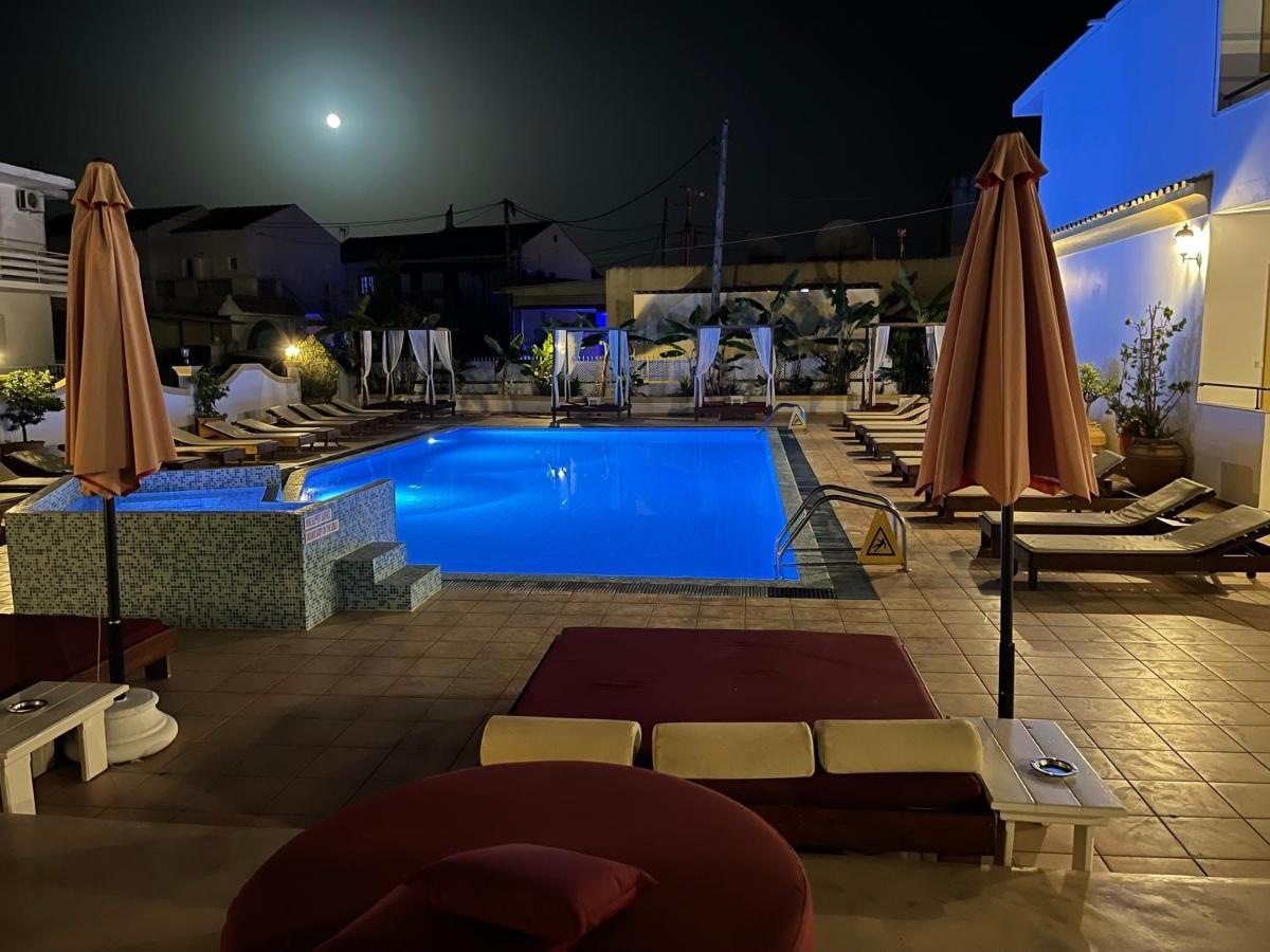 Apartment Oasis Club