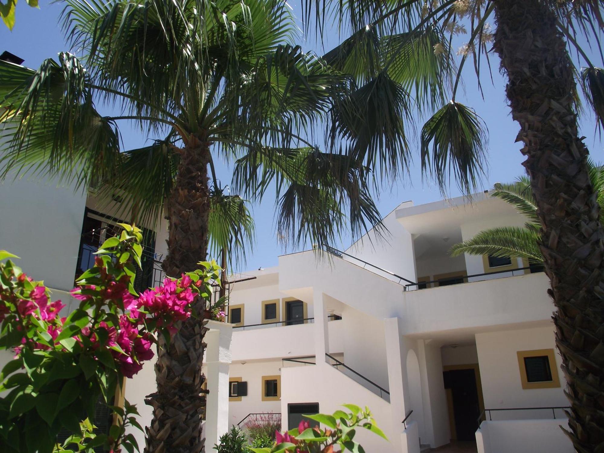 Apartment Oasis Beach Club
